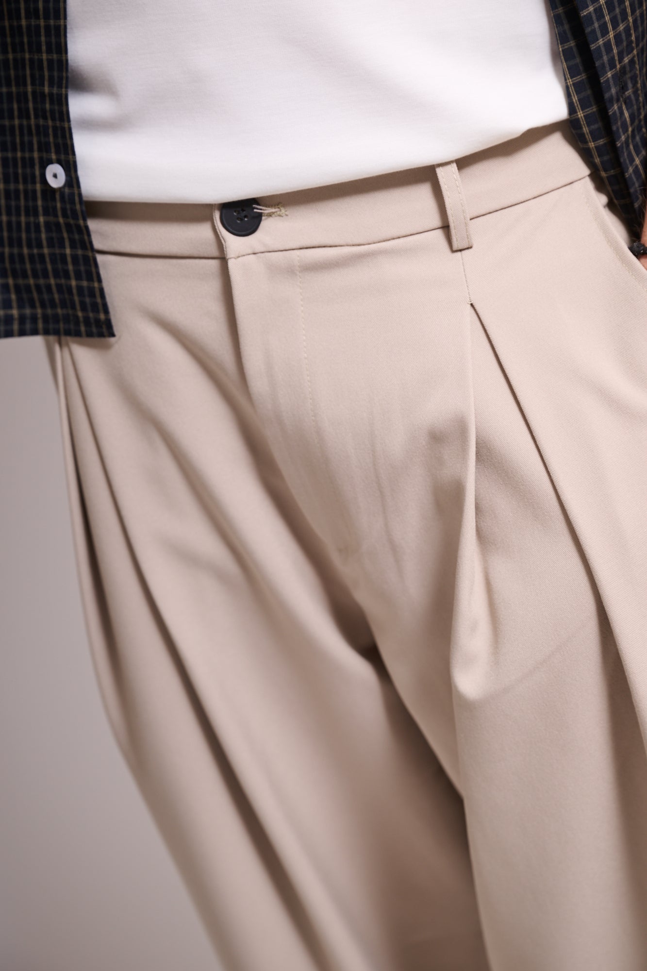 BRAIN Pantalone Baggy Fit Con Pince Tailored Beige