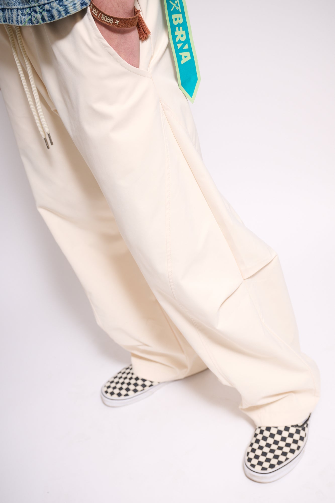 BRAIN Pantalone Loose Fit Tecnico Avorio
